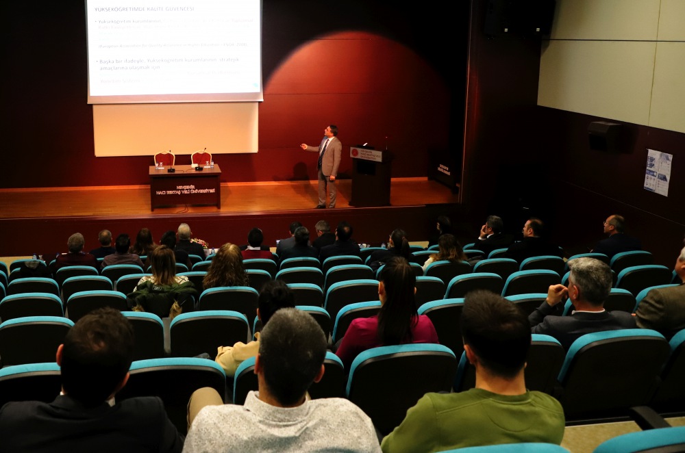 AYDEP ve Bütünleşik Kalite Yönetim  Sistemi Nevşehir Üniversitesi’nde tanıtıldı